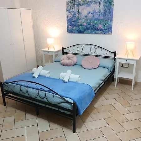 La Casina Di Sotto 加尔法尼亚纳新堡